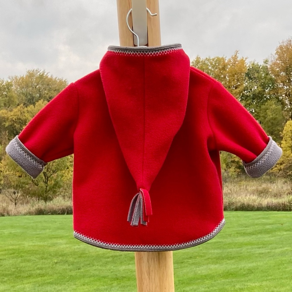 hanna andersson: size 50 (0-3months) adorable hooded, embroidered fleece jacket. - Picture 2 of 7
